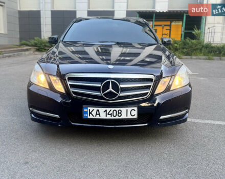 Синий Мерседес Е-Класс, объемом двигателя 1.8 л и пробегом 367 тыс. км за 8800 $, фото 20 на Automoto.ua