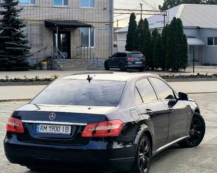 Синій Мерседес Е-Клас, об'ємом двигуна 1.8 л та пробігом 178 тис. км за 8888 $, фото 4 на Automoto.ua