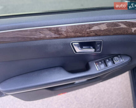 Синий Мерседес Е-Класс, объемом двигателя 1.8 л и пробегом 367 тыс. км за 8800 $, фото 33 на Automoto.ua