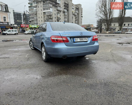 Синий Мерседес Е-Класс, объемом двигателя 3 л и пробегом 286 тыс. км за 15900 $, фото 3 на Automoto.ua