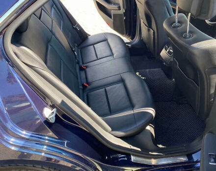 Синий Мерседес Е-Класс, объемом двигателя 2.99 л и пробегом 529 тыс. км за 10999 $, фото 7 на Automoto.ua