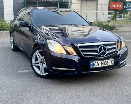 Синий Мерседес Е-Класс, объемом двигателя 1.8 л и пробегом 367 тыс. км за 8800 $, фото 8 на Automoto.ua