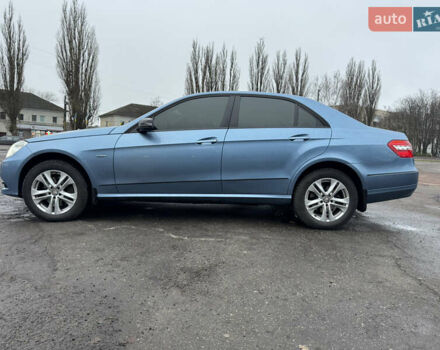 Синий Мерседес Е-Класс, объемом двигателя 3 л и пробегом 286 тыс. км за 15900 $, фото 26 на Automoto.ua