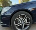Синий Мерседес Е-Класс, объемом двигателя 5.5 л и пробегом 180 тыс. км за 18500 $, фото 2 на Automoto.ua