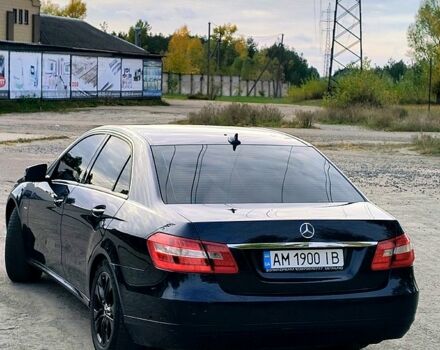 Синій Мерседес Е-Клас, об'ємом двигуна 1.8 л та пробігом 178 тис. км за 8888 $, фото 2 на Automoto.ua
