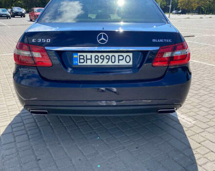 Синий Мерседес Е-Класс, объемом двигателя 2.99 л и пробегом 529 тыс. км за 10999 $, фото 8 на Automoto.ua