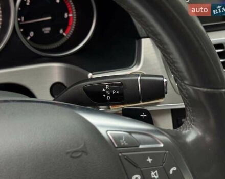 Синий Мерседес Е-Класс, объемом двигателя 2.2 л и пробегом 213 тыс. км за 15990 $, фото 44 на Automoto.ua