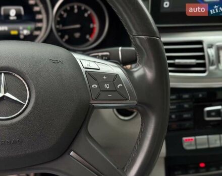 Синий Мерседес Е-Класс, объемом двигателя 2.2 л и пробегом 213 тыс. км за 15990 $, фото 42 на Automoto.ua