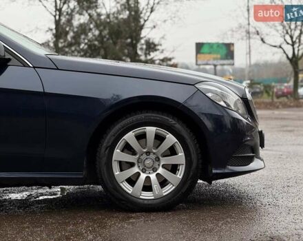 Синий Мерседес Е-Класс, объемом двигателя 2.2 л и пробегом 213 тыс. км за 15990 $, фото 17 на Automoto.ua