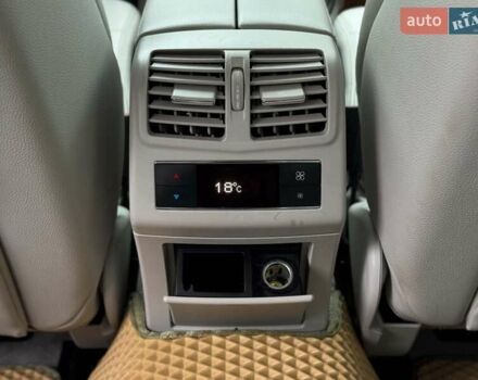 Синий Мерседес Е-Класс, объемом двигателя 2.2 л и пробегом 213 тыс. км за 15990 $, фото 54 на Automoto.ua