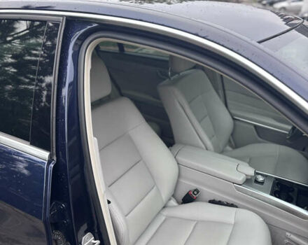 Синий Мерседес Е-Класс, объемом двигателя 2.14 л и пробегом 217 тыс. км за 16000 $, фото 9 на Automoto.ua