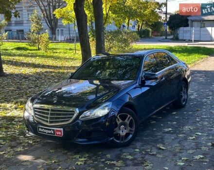 Мерседес Е-Класс 2013 в Киеве на Automoto.ua Синий Мерседес Е-Класс, объемом двигателя 2.2 л и пробегом 213 тыс. км за 19390 $, фото 13 на Automoto.ua