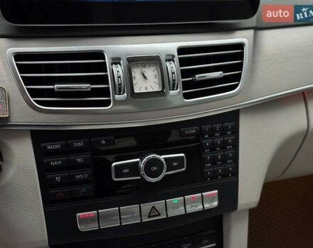 Синий Мерседес Е-Класс, объемом двигателя 2.2 л и пробегом 213 тыс. км за 15990 $, фото 37 на Automoto.ua