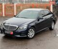 Синий Мерседес Е-Класс, объемом двигателя 2.2 л и пробегом 213 тыс. км за 15990 $, фото 3 на Automoto.ua
