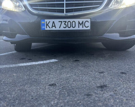 Синий Мерседес Е-Класс, объемом двигателя 2.2 л и пробегом 217 тыс. км за 18800 $, фото 14 на Automoto.ua