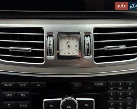 Синий Мерседес Е-Класс, объемом двигателя 2.2 л и пробегом 213 тыс. км за 15990 $, фото 39 на Automoto.ua