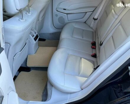 Синий Мерседес Е-Класс, объемом двигателя 2.2 л и пробегом 213 тыс. км за 19390 $, фото 23 на Automoto.ua