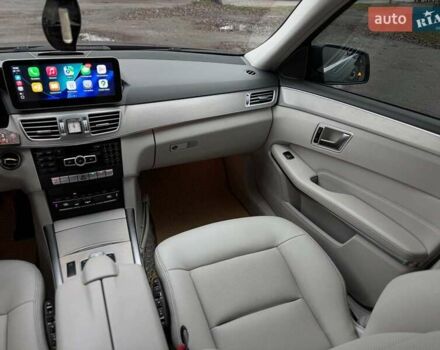 Синий Мерседес Е-Класс, объемом двигателя 2.2 л и пробегом 213 тыс. км за 15990 $, фото 57 на Automoto.ua