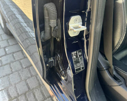 Синий Мерседес Е-Класс, объемом двигателя 2.1 л и пробегом 180 тыс. км за 15700 $, фото 10 на Automoto.ua