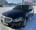 Синий Мерседес Е-Класс, объемом двигателя 2.2 л и пробегом 218 тыс. км за 15000 $, фото 7 на Automoto.ua