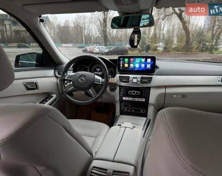 Синий Мерседес Е-Класс, объемом двигателя 2.2 л и пробегом 213 тыс. км за 15990 $, фото 55 на Automoto.ua