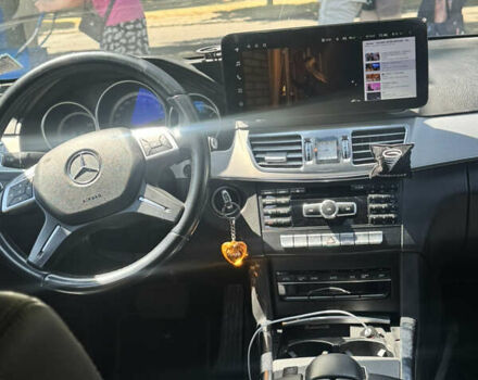 Синий Мерседес Е-Класс, объемом двигателя 2.1 л и пробегом 180 тыс. км за 15700 $, фото 20 на Automoto.ua