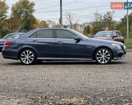 Синий Мерседес Е-Класс, объемом двигателя 3.5 л и пробегом 205 тыс. км за 15500 $, фото 4 на Automoto.ua