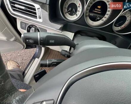 Синий Мерседес Е-Класс, объемом двигателя 3.5 л и пробегом 205 тыс. км за 18000 $, фото 22 на Automoto.ua