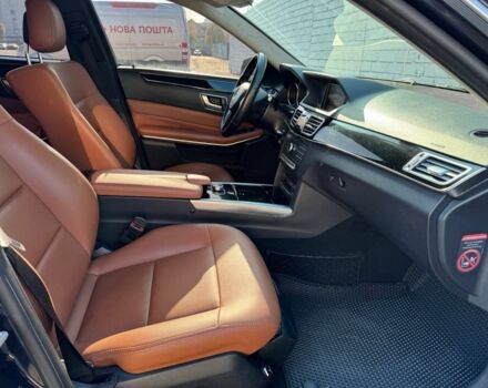 Синий Мерседес Е-Класс, объемом двигателя 2.2 л и пробегом 360 тыс. км за 15999 $, фото 10 на Automoto.ua