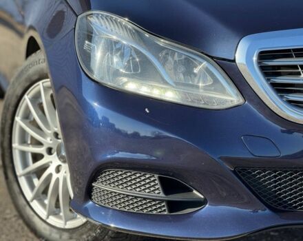 Синий Мерседес Е-Класс, объемом двигателя 2.2 л и пробегом 360 тыс. км за 15999 $, фото 7 на Automoto.ua
