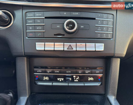 Синий Мерседес Е-Класс, объемом двигателя 2.14 л и пробегом 360 тыс. км за 15999 $, фото 26 на Automoto.ua