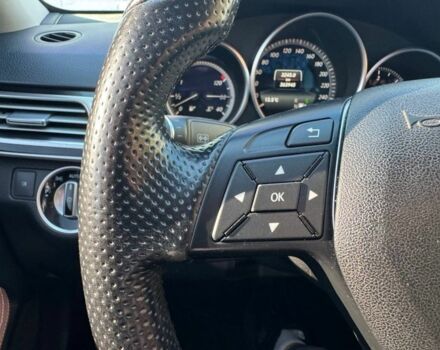 Синий Мерседес Е-Класс, объемом двигателя 2.2 л и пробегом 360 тыс. км за 15999 $, фото 19 на Automoto.ua