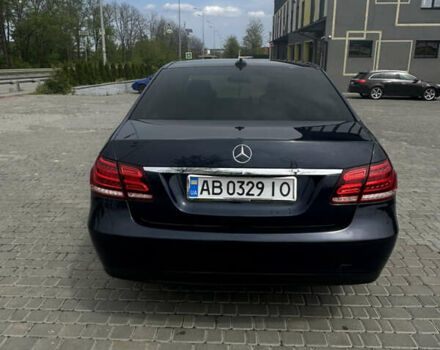 Синий Мерседес Е-Класс, объемом двигателя 2.14 л и пробегом 250 тыс. км за 16200 $, фото 1 на Automoto.ua
