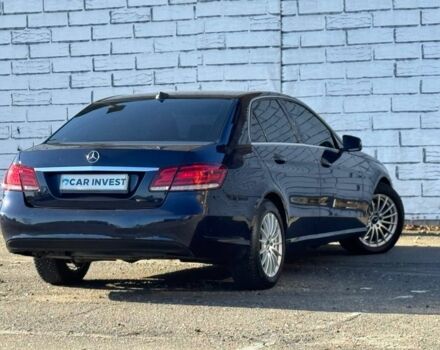 Синий Мерседес Е-Класс, объемом двигателя 2.2 л и пробегом 360 тыс. км за 15999 $, фото 5 на Automoto.ua