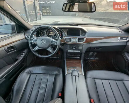 Синій Мерседес Е-Клас, об'ємом двигуна 3 л та пробігом 328 тис. км за 16900 $, фото 10 на Automoto.ua