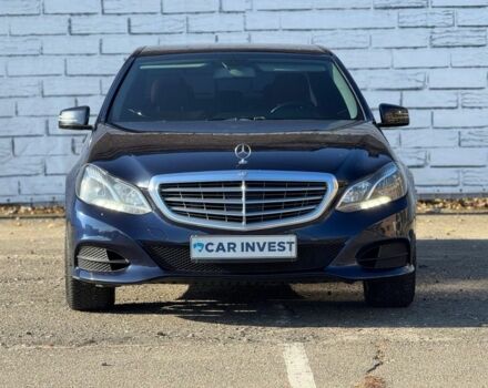 Синий Мерседес Е-Класс, объемом двигателя 2.2 л и пробегом 360 тыс. км за 15999 $, фото 1 на Automoto.ua