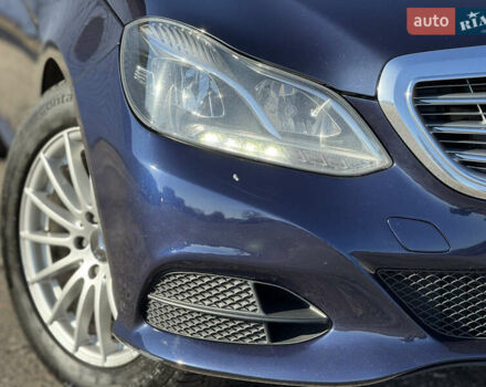 Синій Мерседес Е-Клас, об'ємом двигуна 2.14 л та пробігом 360 тис. км за 16000 $, фото 3 на Automoto.ua