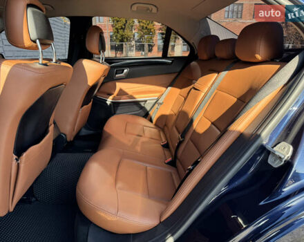 Синий Мерседес Е-Класс, объемом двигателя 2.14 л и пробегом 360 тыс. км за 15999 $, фото 16 на Automoto.ua