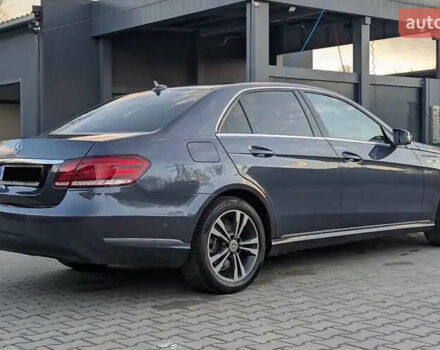 Синій Мерседес Е-Клас, об'ємом двигуна 3 л та пробігом 328 тис. км за 16900 $, фото 4 на Automoto.ua