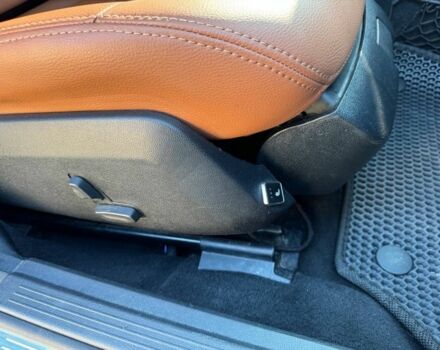 Синий Мерседес Е-Класс, объемом двигателя 2.2 л и пробегом 360 тыс. км за 15999 $, фото 12 на Automoto.ua