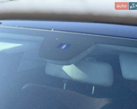 Синий Мерседес Е-Класс, объемом двигателя 2.14 л и пробегом 360 тыс. км за 15999 $, фото 8 на Automoto.ua