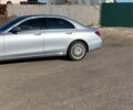 Синий Мерседес Е-Класс, объемом двигателя 2 л и пробегом 90 тыс. км за 33000 $, фото 2 на Automoto.ua