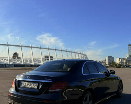 Синий Мерседес Е-Класс, объемом двигателя 2 л и пробегом 156 тыс. км за 24990 $, фото 4 на Automoto.ua