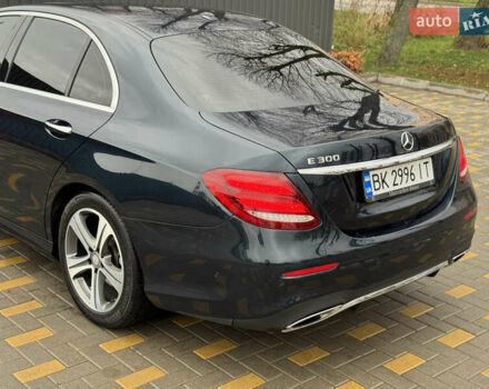 Синій Мерседес Е-Клас, об'ємом двигуна 1.99 л та пробігом 100 тис. км за 22999 $, фото 17 на Automoto.ua