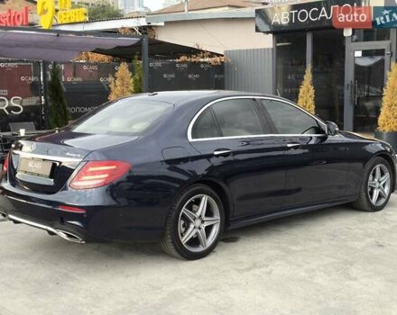 Синій Мерседес Е-Клас, об'ємом двигуна 1.99 л та пробігом 159 тис. км за 24500 $, фото 3 на Automoto.ua