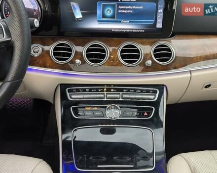 Синій Мерседес Е-Клас, об'ємом двигуна 1.99 л та пробігом 159 тис. км за 24500 $, фото 19 на Automoto.ua