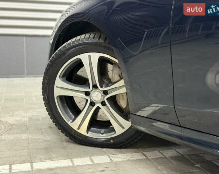 Синий Мерседес Е-Класс, объемом двигателя 2 л и пробегом 103 тыс. км за 27900 $, фото 14 на Automoto.ua