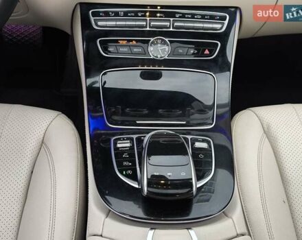 Синій Мерседес Е-Клас, об'ємом двигуна 1.99 л та пробігом 159 тис. км за 24500 $, фото 20 на Automoto.ua