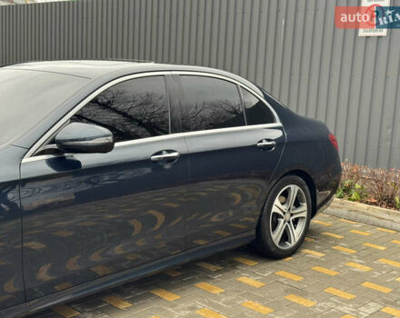 Синій Мерседес Е-Клас, об'ємом двигуна 1.99 л та пробігом 100 тис. км за 22999 $, фото 11 на Automoto.ua