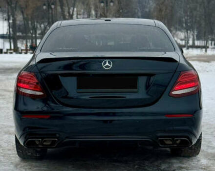 Синій Мерседес Е-Клас, об'ємом двигуна 2 л та пробігом 180 тис. км за 30800 $, фото 5 на Automoto.ua